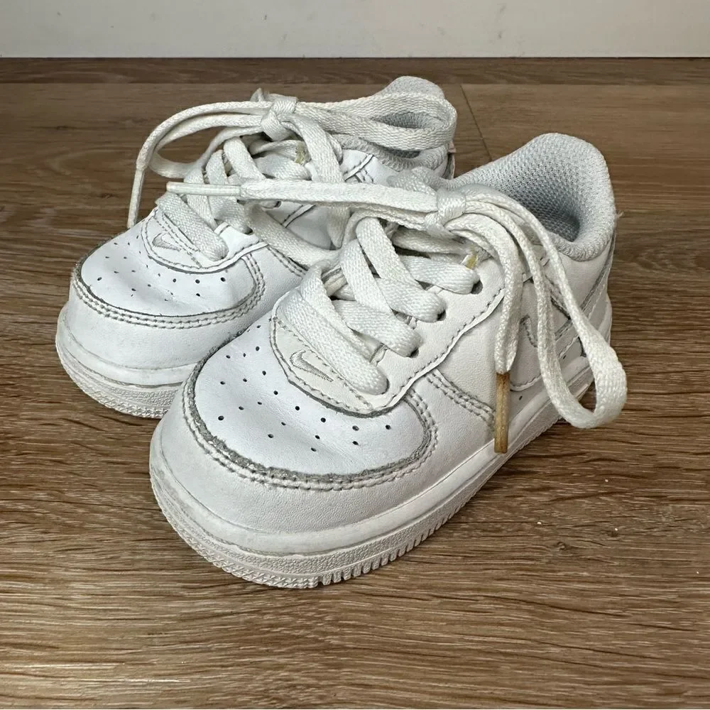 Nike Airforce 1 Low Triple White Leather Baby Sneaker Shoes, Size 5C